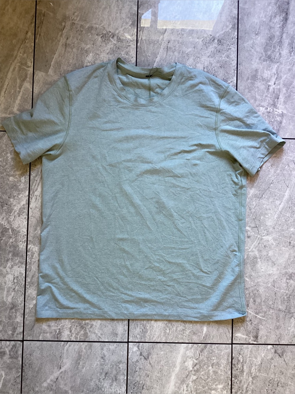 Lululemon Mens Fundamental T-Shirt Sage Green Heather Short Sleeve Crew Neck XL